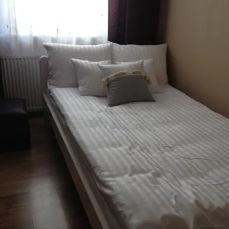 Проживание в семье Karolina